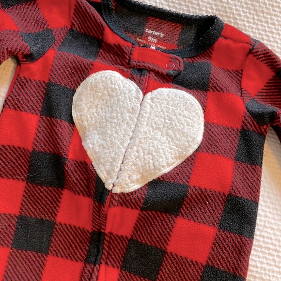 Carter’s Fleece Footed PJs Size 9 Months - Picture 7 of 7